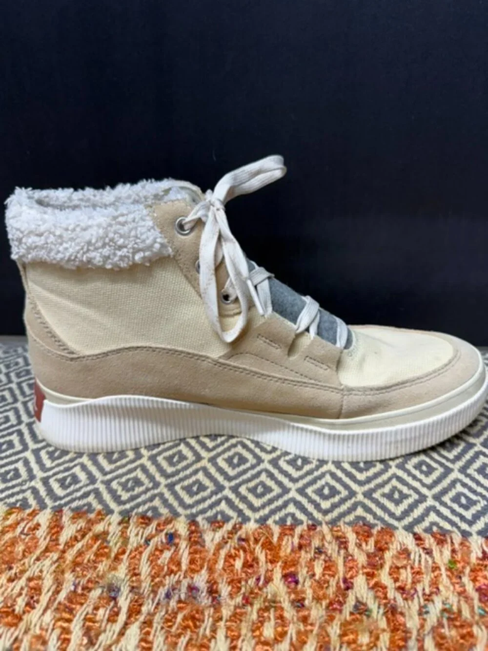Sorel Out 'N About Waterproof Sneakers Woman's Size 11